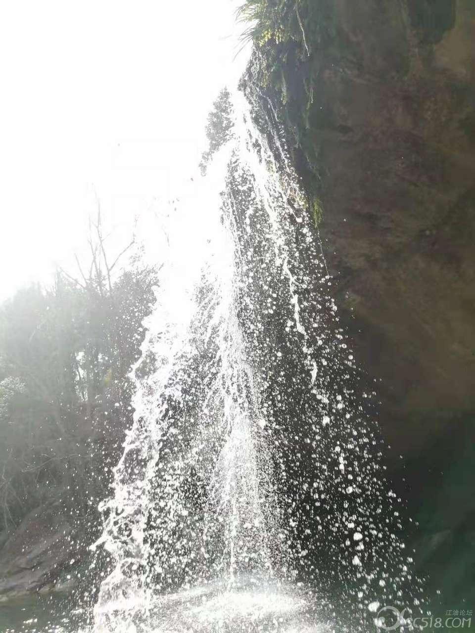 挑米过横梁打一字？游戏画面